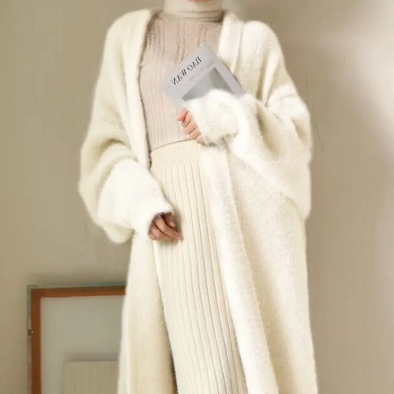 Long Fluffy Cardigan for Women – Soft Cashmere Blend in Neutral Tones