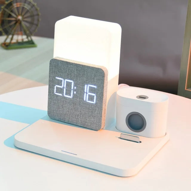 Multi-Function Wireless Charging Station – Lamp and Alarm Clock Included