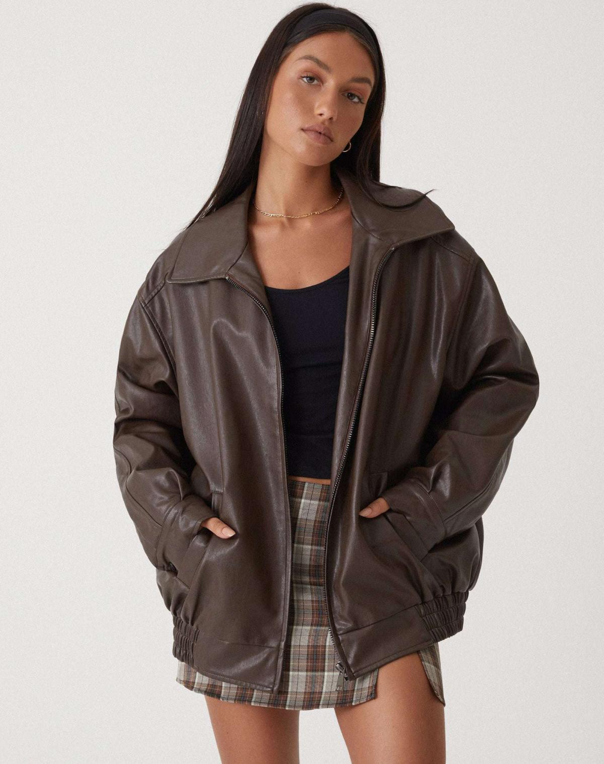 Stylish Oversized Leather Jacket – Comfortable and Trendy for Every Day