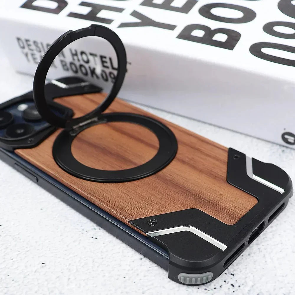 Wooden MagSafe Phone Case – Protective and Functional Design
