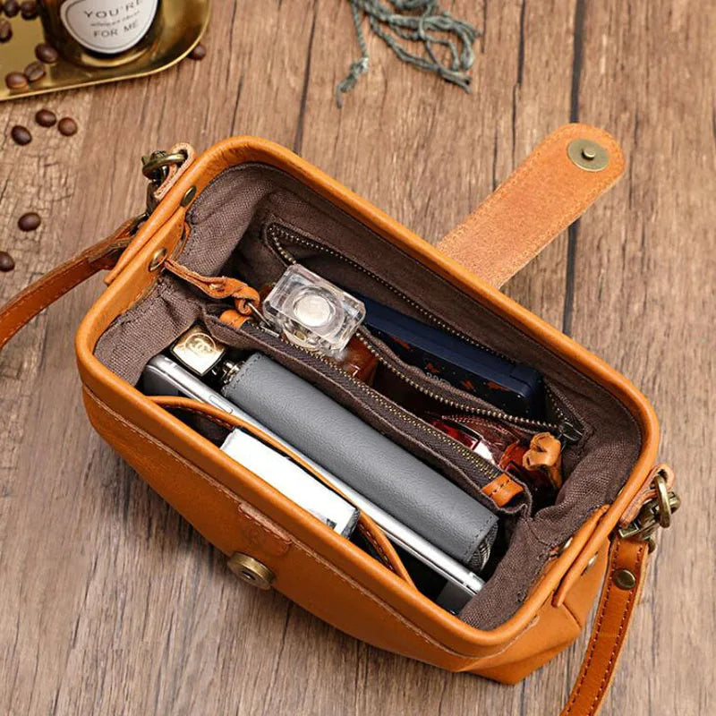 Amber Elegant Crossbody Bag – For a stylish and practical look